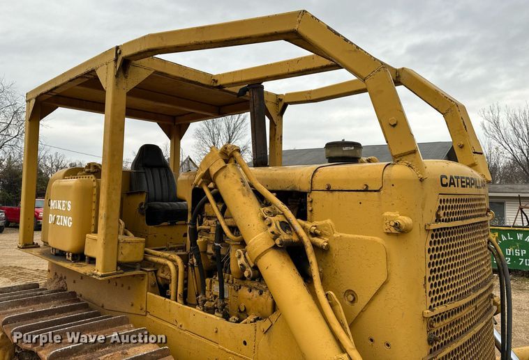 image for item NM9119 1964 Caterpillar D7E dozer