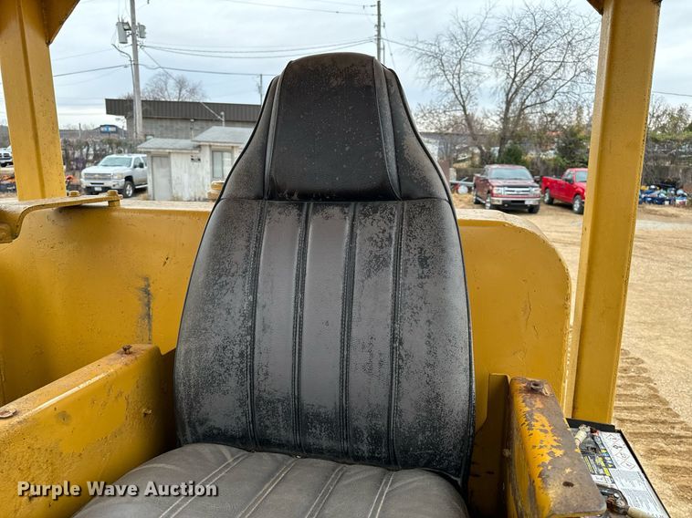 image for item NM9119 1964 Caterpillar D7E dozer