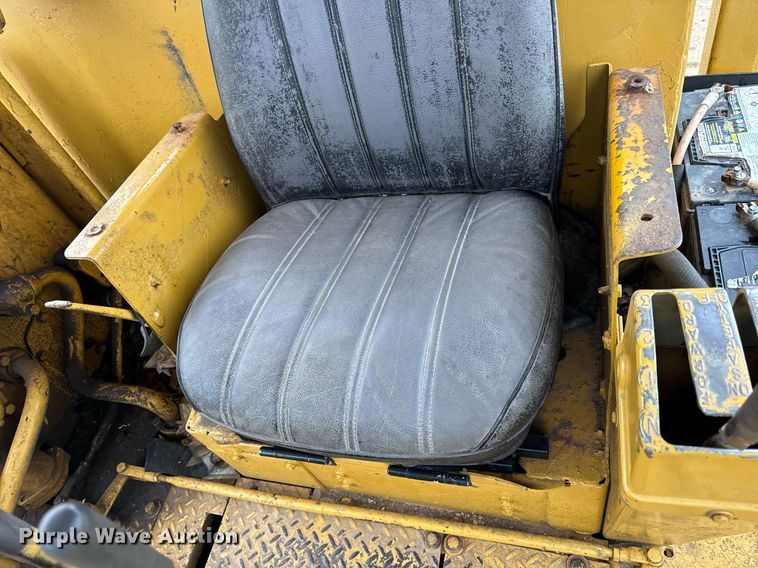 image for item NM9119 1964 Caterpillar D7E dozer