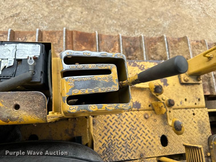 image for item NM9119 1964 Caterpillar D7E dozer