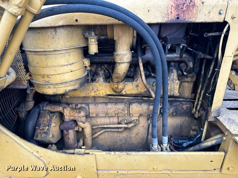 image for item NM9119 1964 Caterpillar D7E dozer
