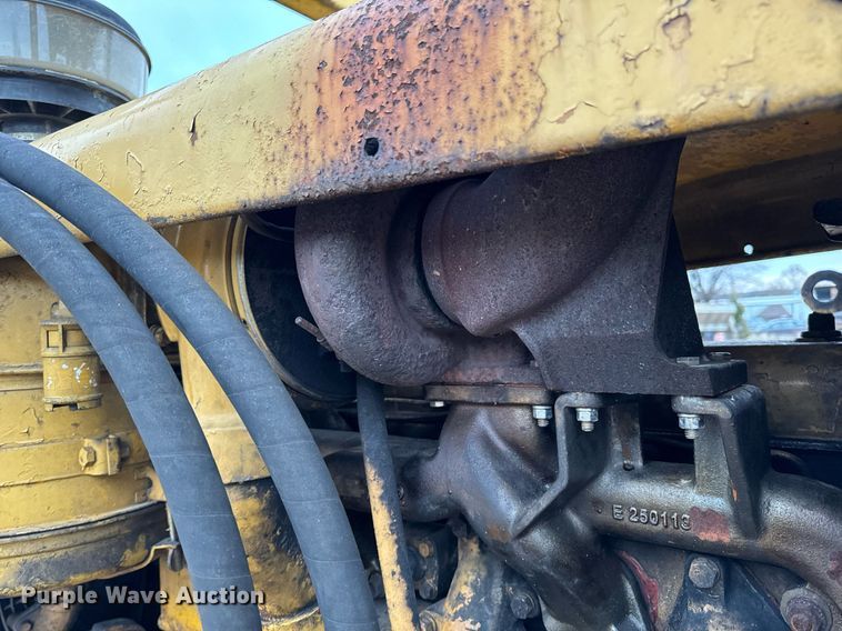 image for item NM9119 1964 Caterpillar D7E dozer