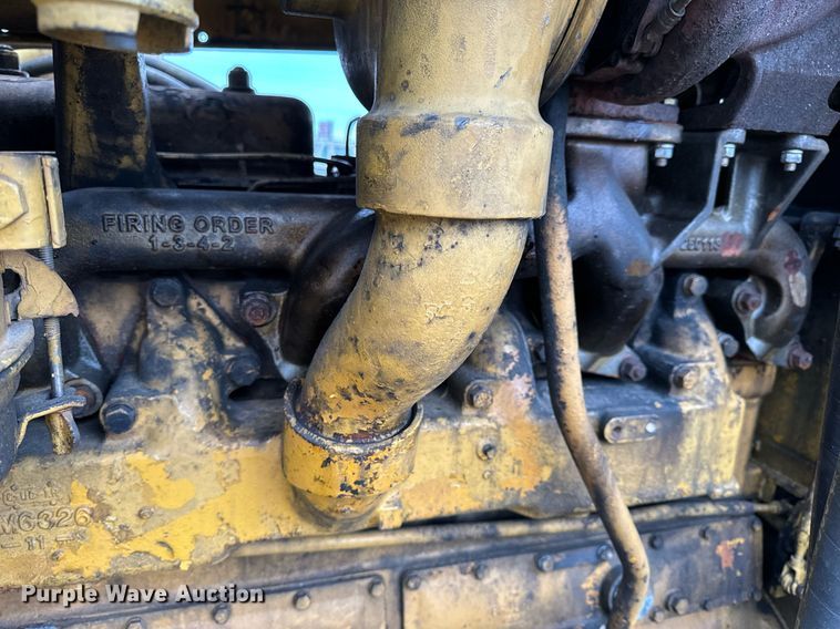 image for item NM9119 1964 Caterpillar D7E dozer