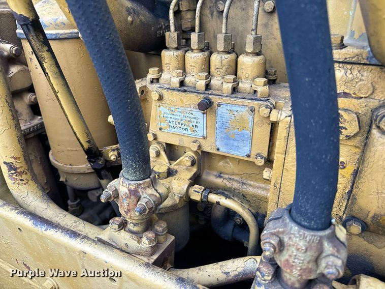 image for item NM9119 1964 Caterpillar D7E dozer