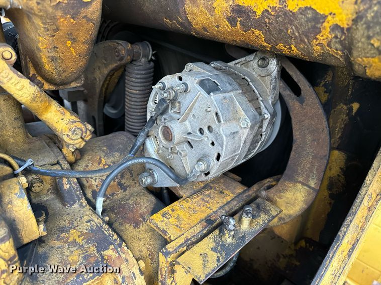 image for item NM9119 1964 Caterpillar D7E dozer