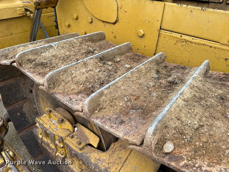image for item NM9119 1964 Caterpillar D7E dozer