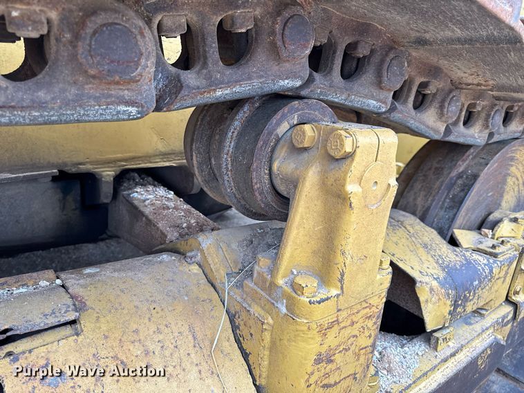 image for item NM9119 1964 Caterpillar D7E dozer