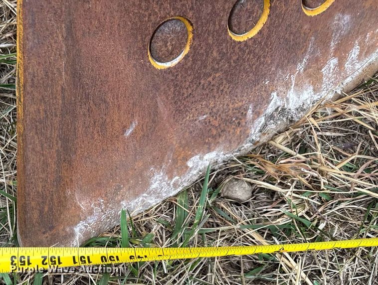 image for item NM9122 1970 Caterpillar D8H dozer