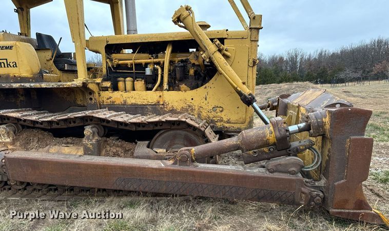 image for item NM9122 1970 Caterpillar D8H dozer