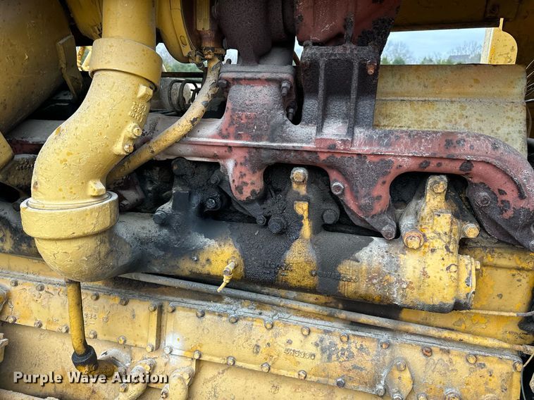 image for item NM9122 1970 Caterpillar D8H dozer
