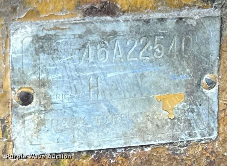 image for item NM9122 1970 Caterpillar D8H dozer