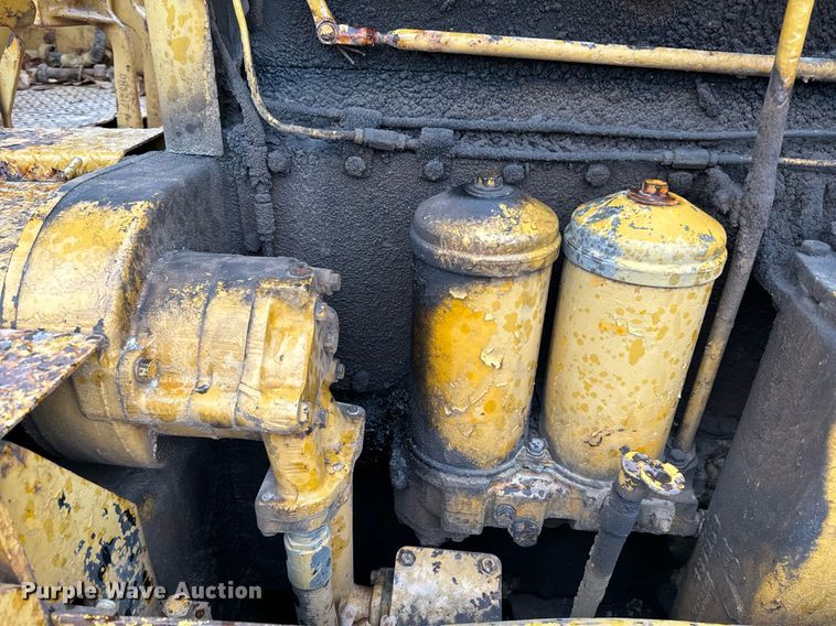 image for item NM9122 1970 Caterpillar D8H dozer