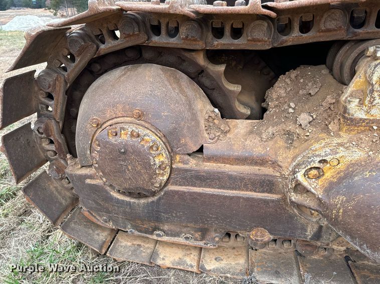 image for item NM9122 1970 Caterpillar D8H dozer