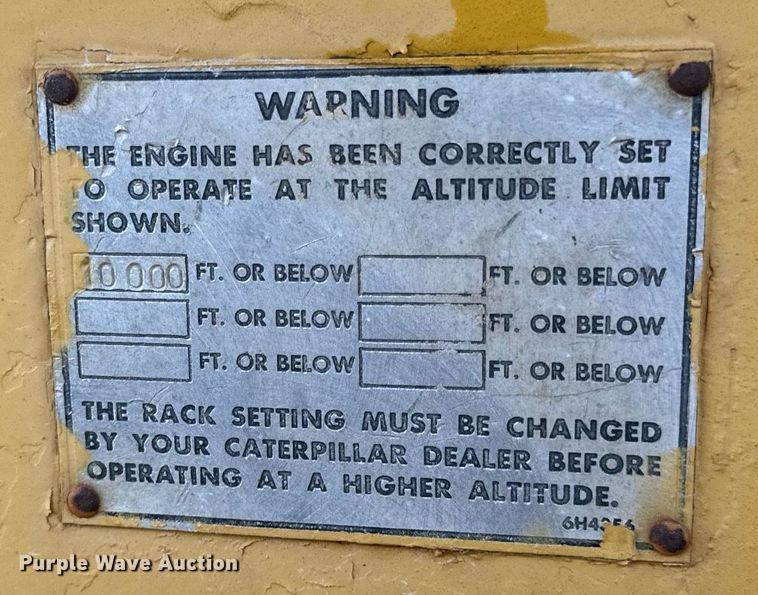 image for item NM9122 1970 Caterpillar D8H dozer