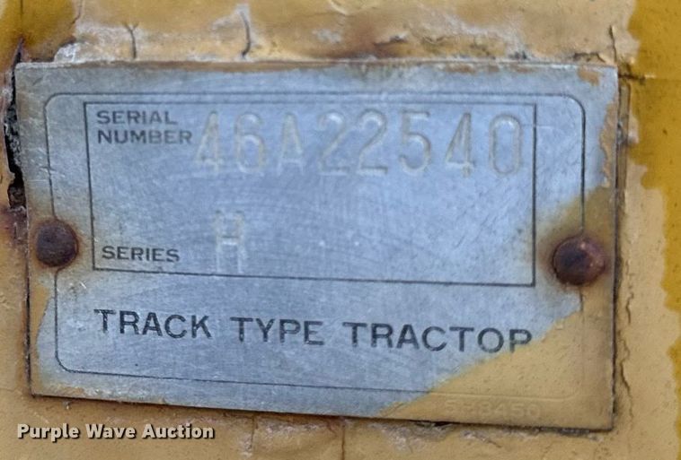 image for item NM9122 1970 Caterpillar D8H dozer