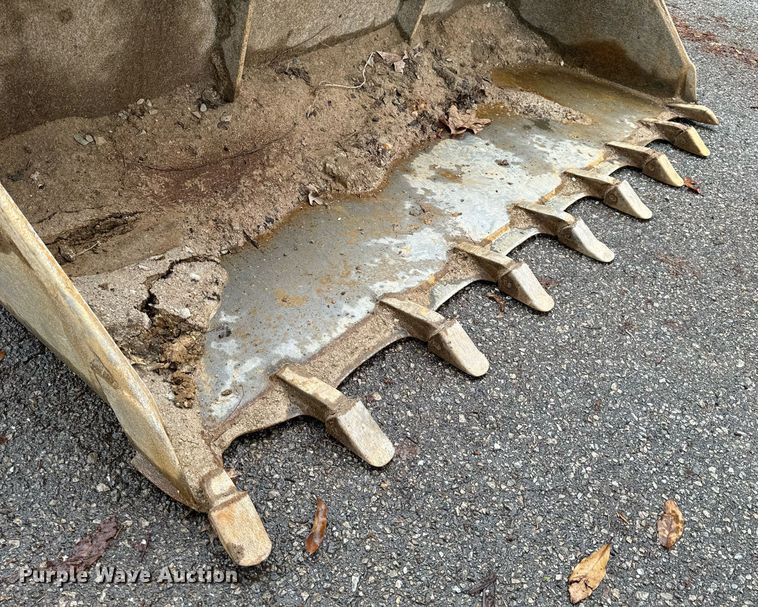 image for item NM9124 2016 Bobcat T650  tracked skid steer loader