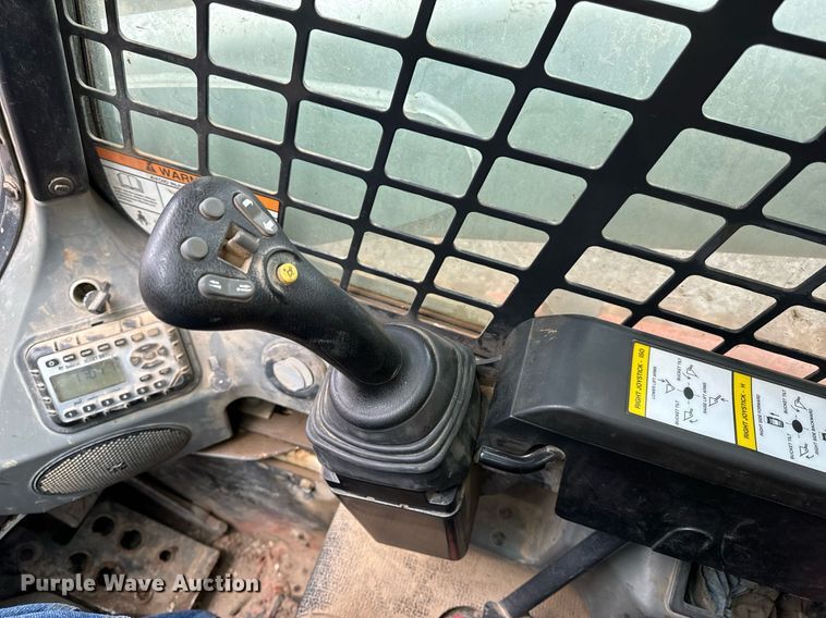 image for item NM9124 2016 Bobcat T650  tracked skid steer loader