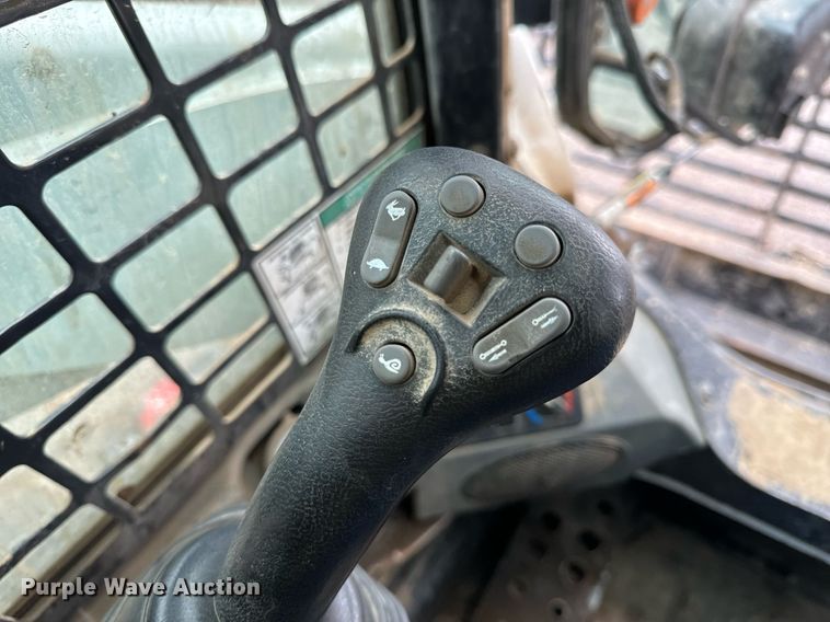 image for item NM9124 2016 Bobcat T650  tracked skid steer loader