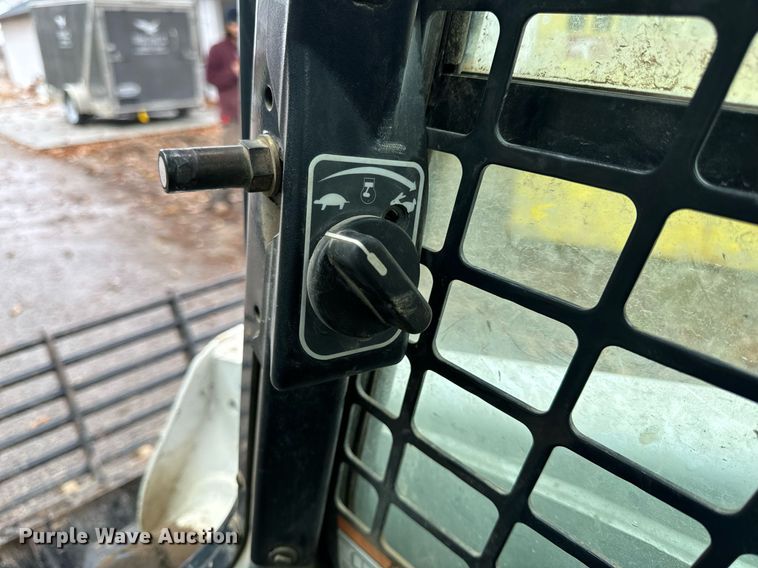 image for item NM9124 2016 Bobcat T650  tracked skid steer loader