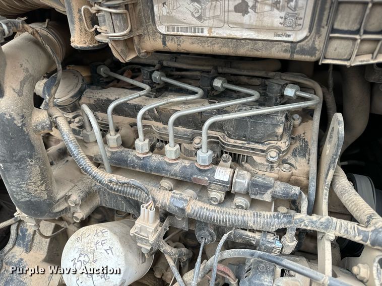 image for item NM9124 2016 Bobcat T650  tracked skid steer loader