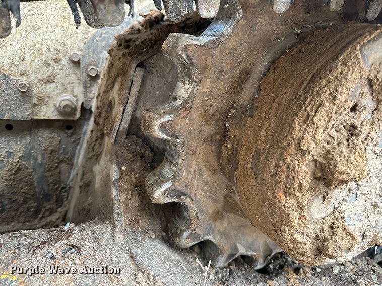 image for item NM9124 2016 Bobcat T650  tracked skid steer loader