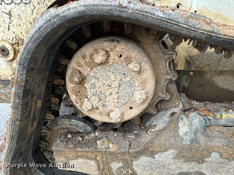 image for item NM9124 2016 Bobcat T650  tracked skid steer loader