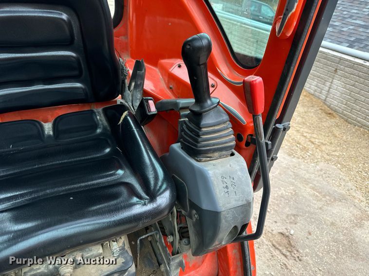 image for item NM9125 2006 Kubota KX161-3  mini excavator