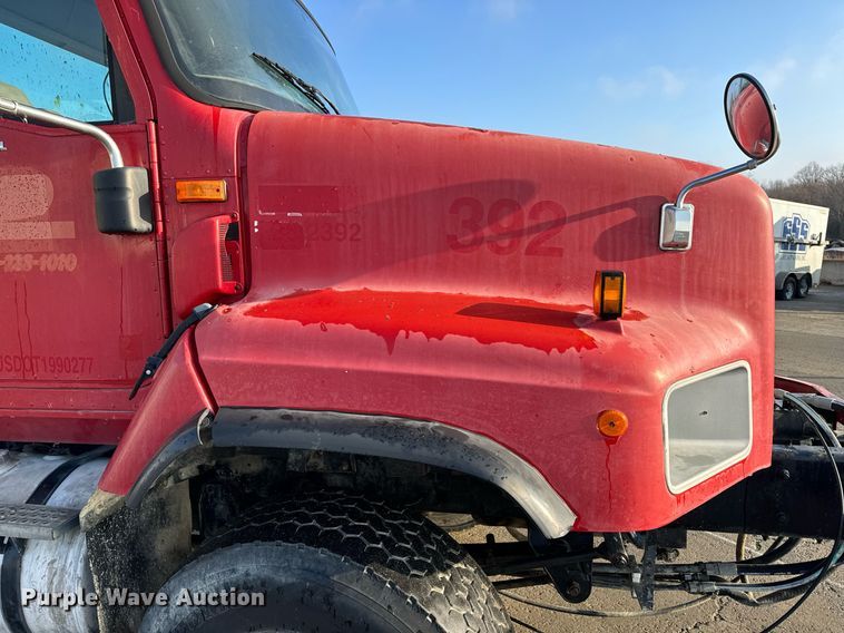 image for item NM9126 2006 International Paystar 5600i  ready mix truck