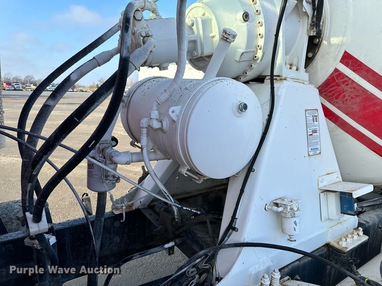 image for item NM9126 2006 International Paystar 5600i  ready mix truck