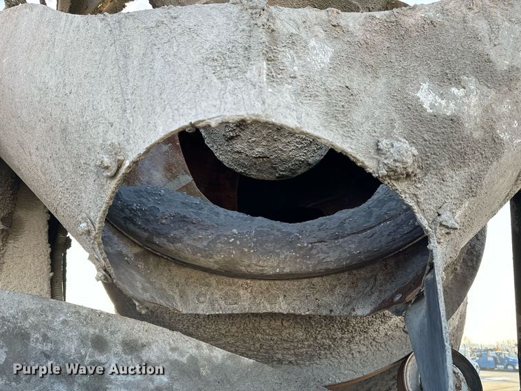 image for item NM9126 2006 International Paystar 5600i  ready mix truck