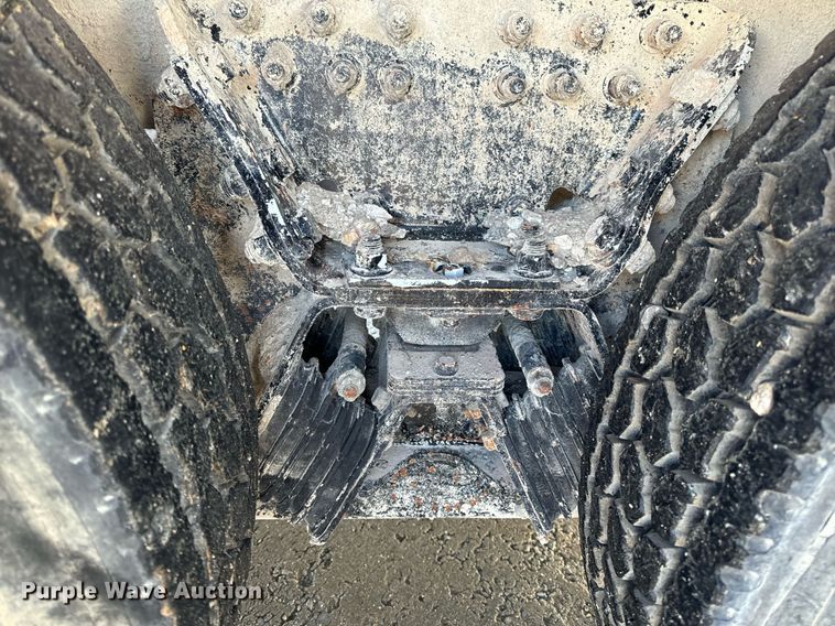 image for item NM9126 2006 International Paystar 5600i  ready mix truck