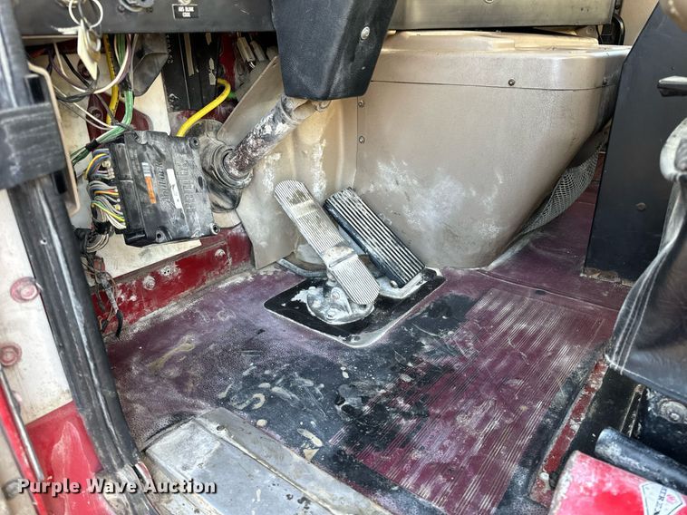 image for item NM9126 2006 International Paystar 5600i  ready mix truck