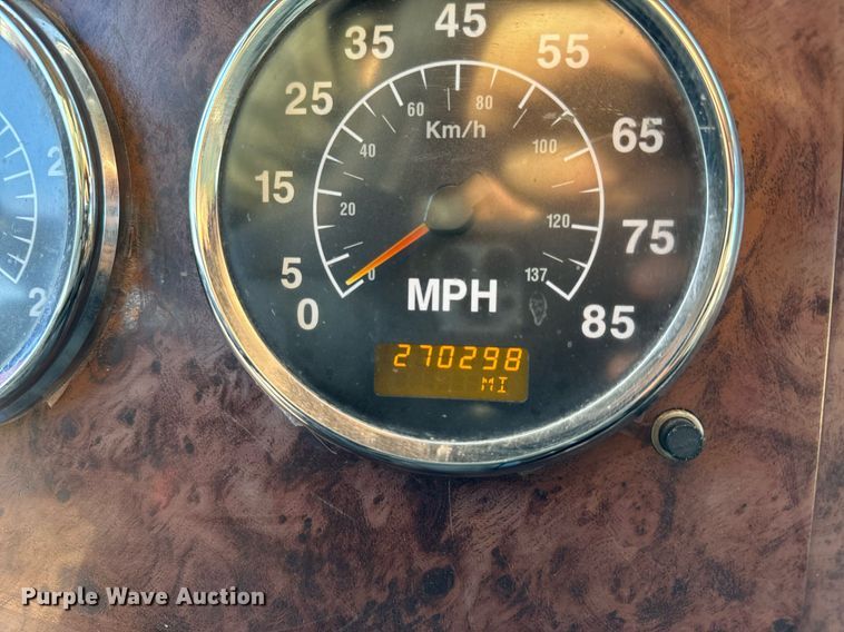 image for item NM9126 2006 International Paystar 5600i  ready mix truck