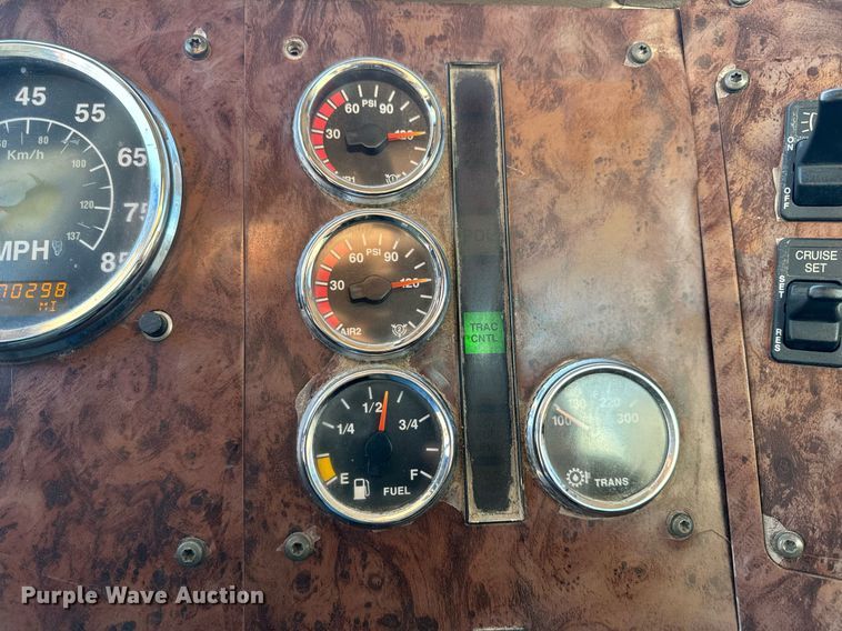 image for item NM9126 2006 International Paystar 5600i  ready mix truck