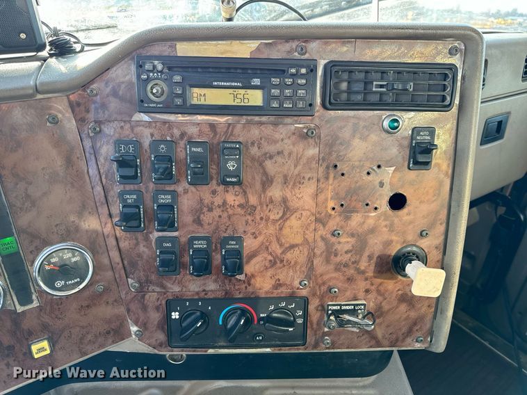 image for item NM9126 2006 International Paystar 5600i  ready mix truck