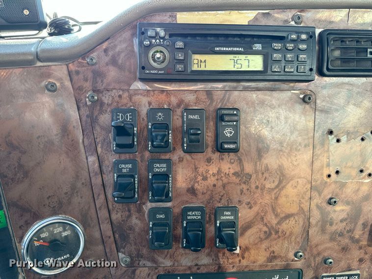 image for item NM9126 2006 International Paystar 5600i  ready mix truck