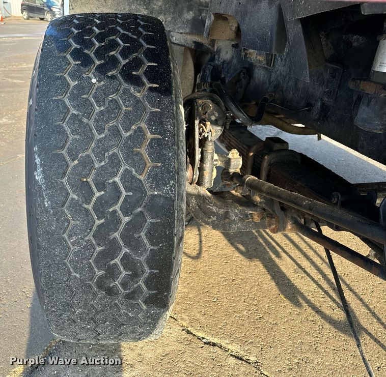 image for item NM9126 2006 International Paystar 5600i  ready mix truck