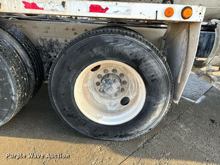 image for item NM9126 2006 International Paystar 5600i  ready mix truck