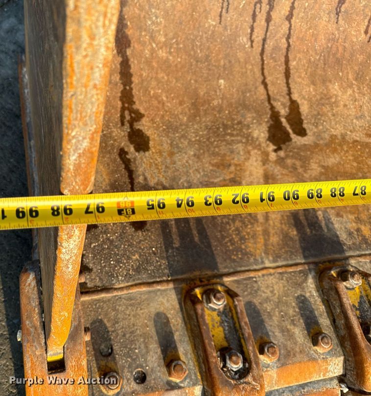 image for item NM9127 2014 John Deere 755k  track loader