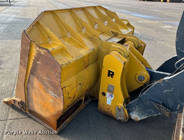 image for item NM9127 2014 John Deere 755k  track loader