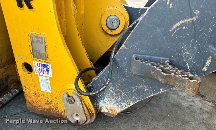 image for item NM9127 2014 John Deere 755k  track loader