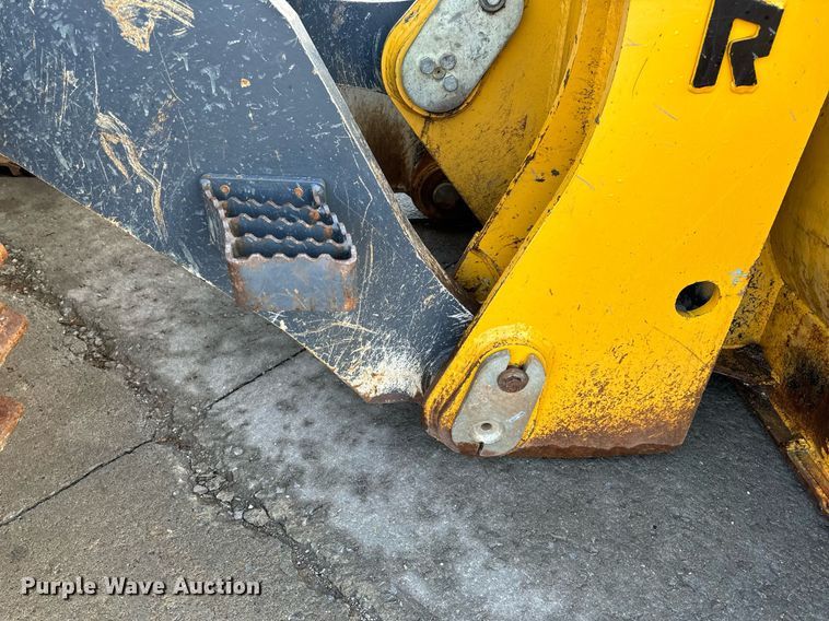 image for item NM9127 2014 John Deere 755k  track loader