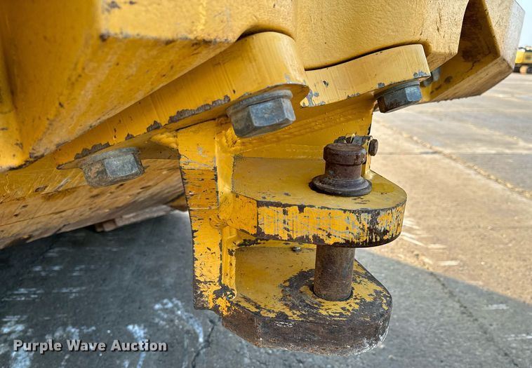 image for item NM9127 2014 John Deere 755k  track loader