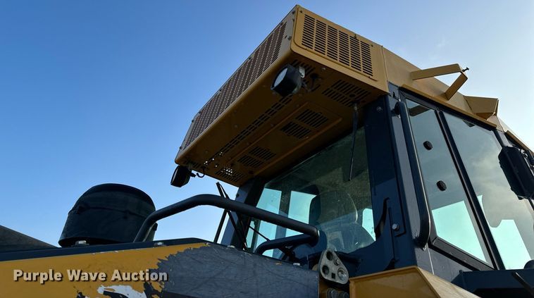 image for item NM9127 2014 John Deere 755k  track loader