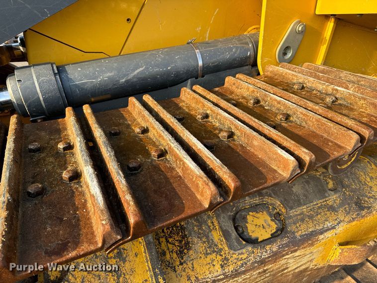 image for item NM9127 2014 John Deere 755k  track loader