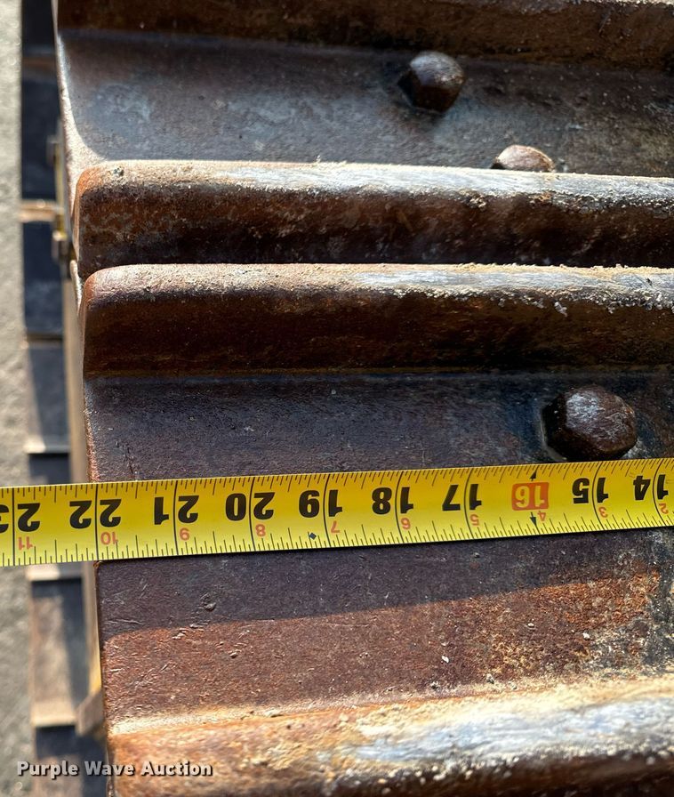 image for item NM9127 2014 John Deere 755k  track loader