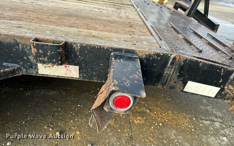 image for item NM9131 2009 Trailerman CSG7202S14  equipment trailer