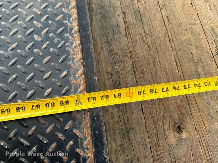 image for item NM9131 2009 Trailerman CSG7202S14  equipment trailer