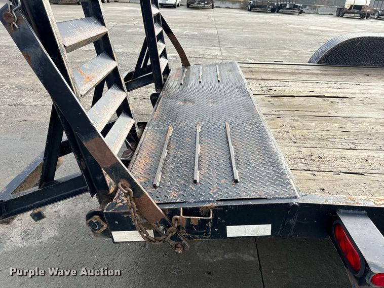 image for item NM9131 2009 Trailerman CSG7202S14  equipment trailer