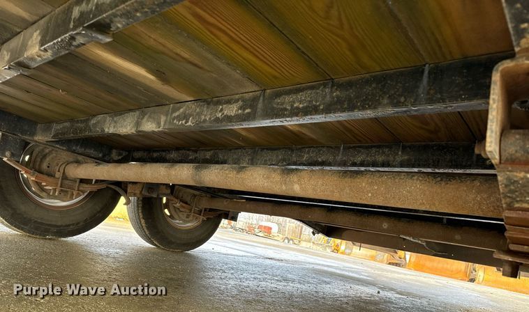 image for item NM9131 2009 Trailerman CSG7202S14  equipment trailer